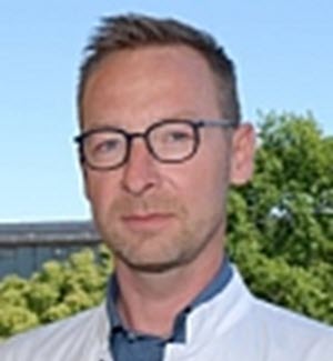 Dr. Steffen Fleck
